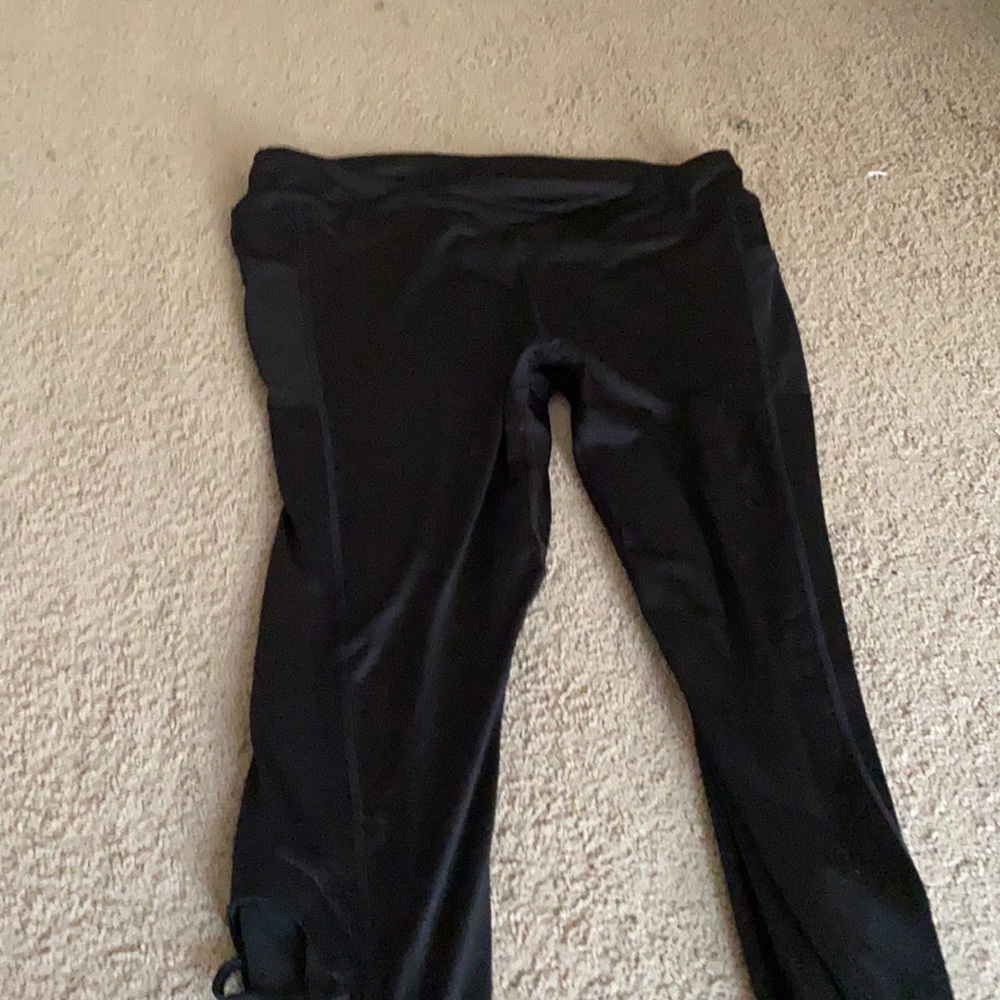 Black leggings